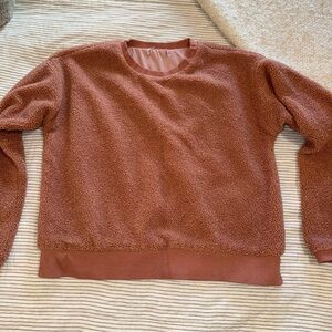 Cozy (Double Layered) Mauve Sherpa Crew Neck Sweatshirt medium